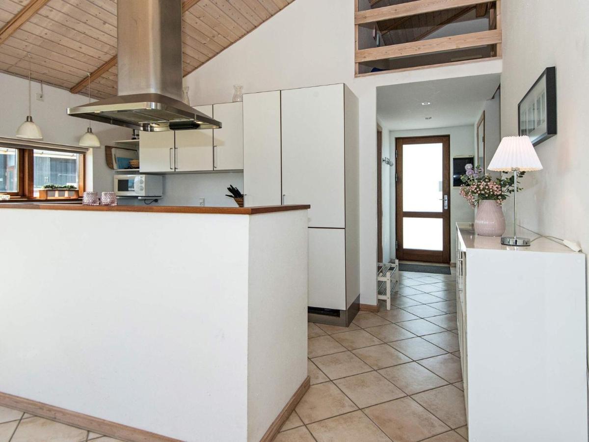 8 Person Holiday Home In Ulfborg Esterno foto
