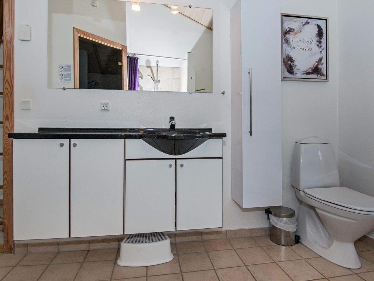 8 Person Holiday Home In Ulfborg Esterno foto